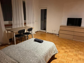 Apartment with three rooms and balcony